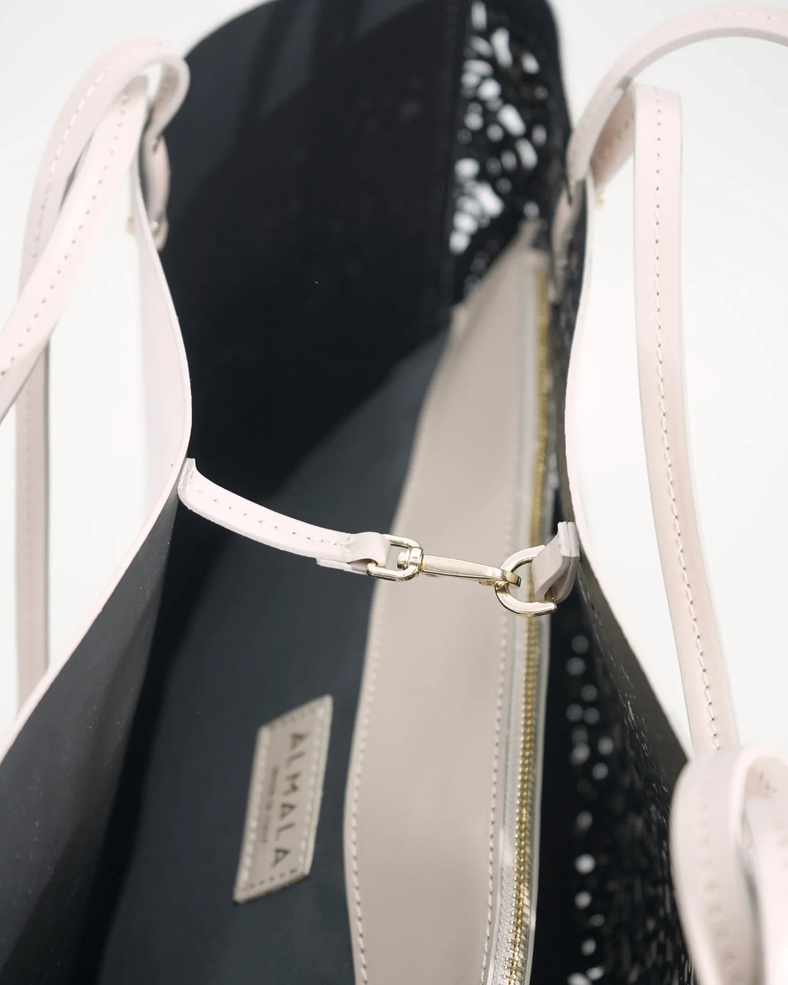 SHOPPING LIV LASERATA | CIPRIA