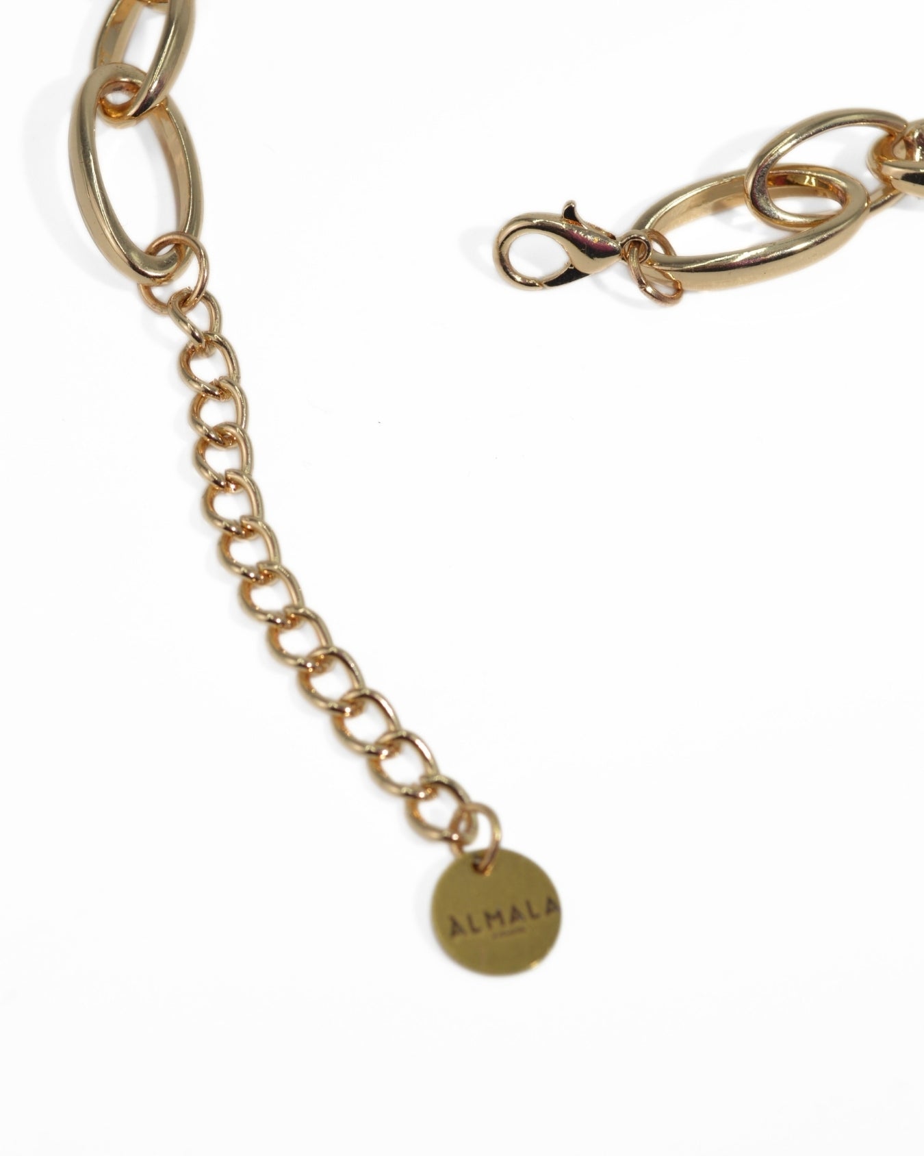 SACRED HEART CHOKER | POWDER