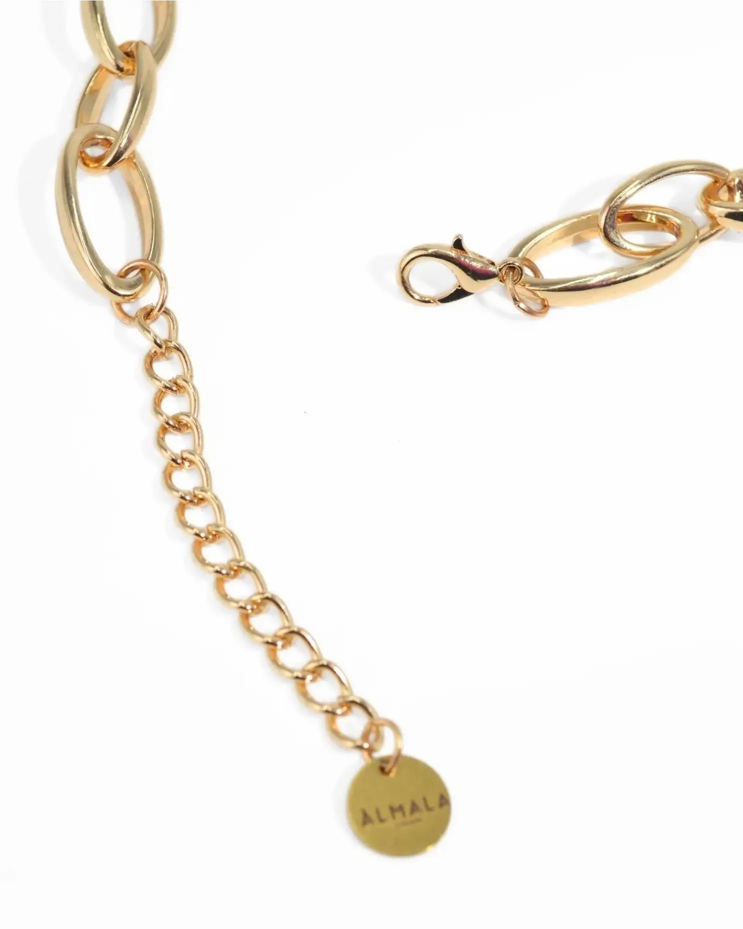 SACRED HEART CHOKER | POWDER
