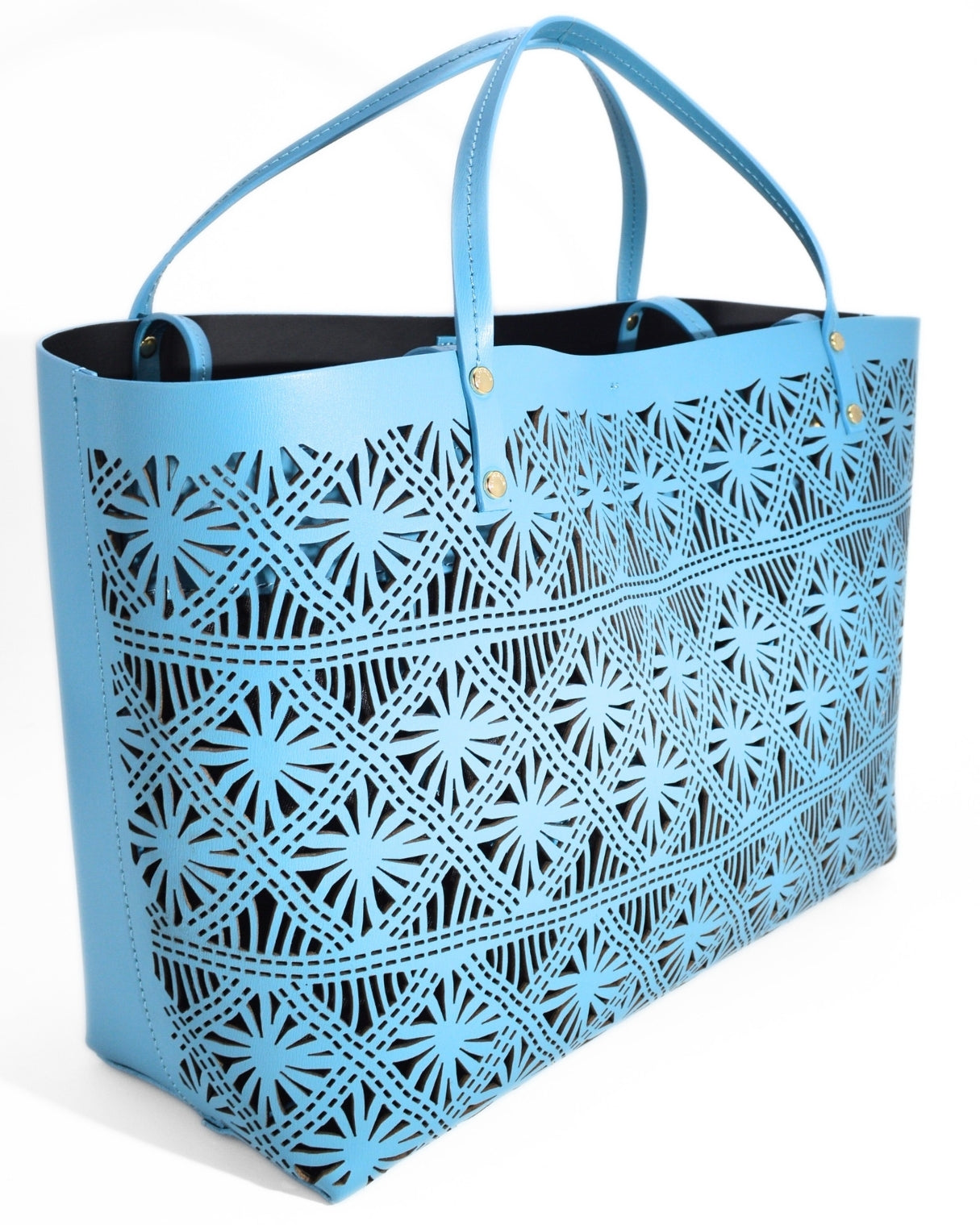 VICTORIA LASERATA | CIELO