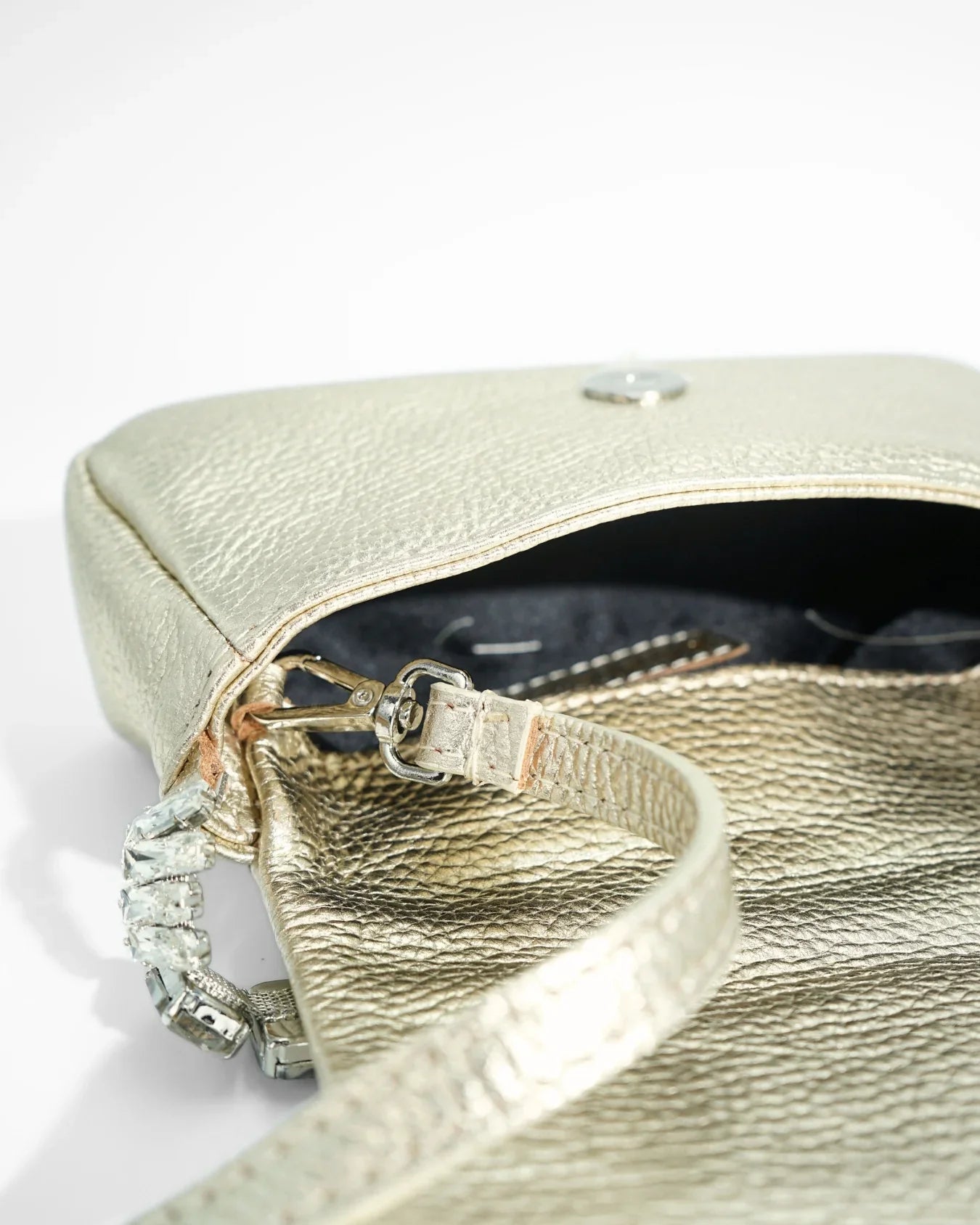 POCHETTE MIA LAMINATED | ORO