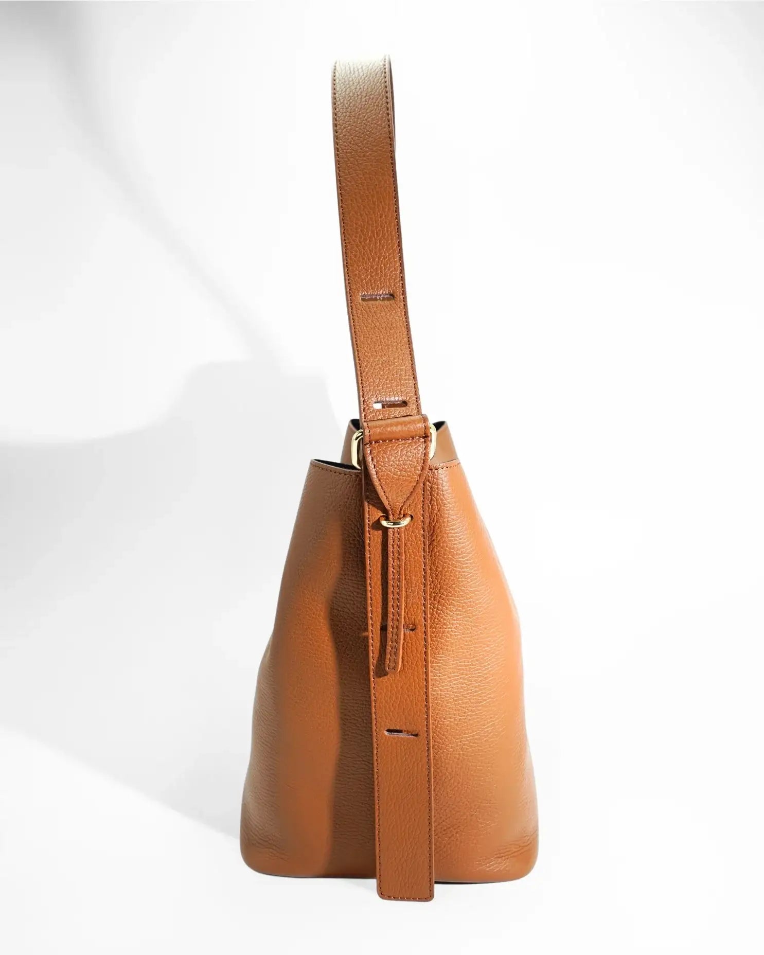 SOFIA | LEATHER
