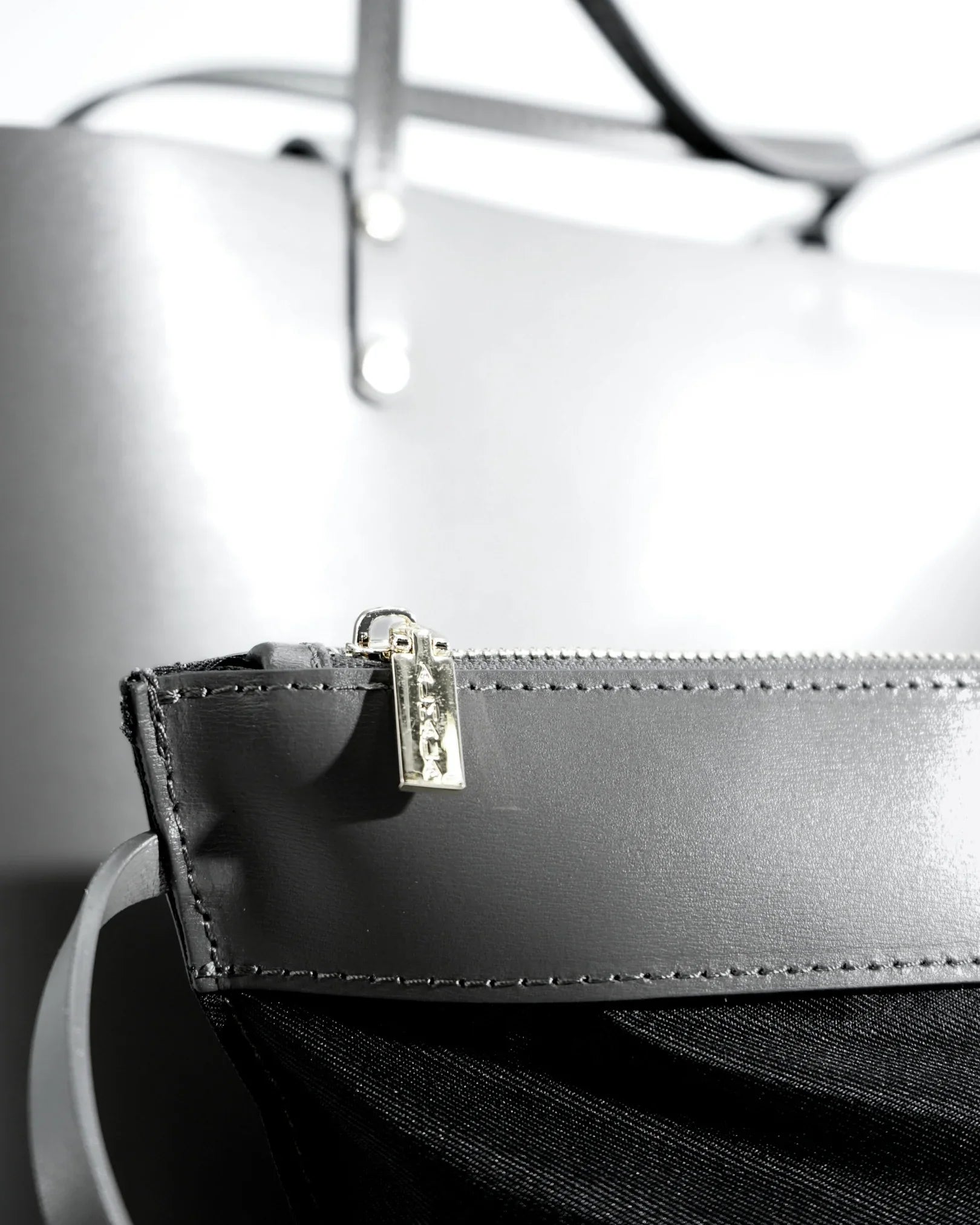 SHOPPING LIV | GRIGIO
