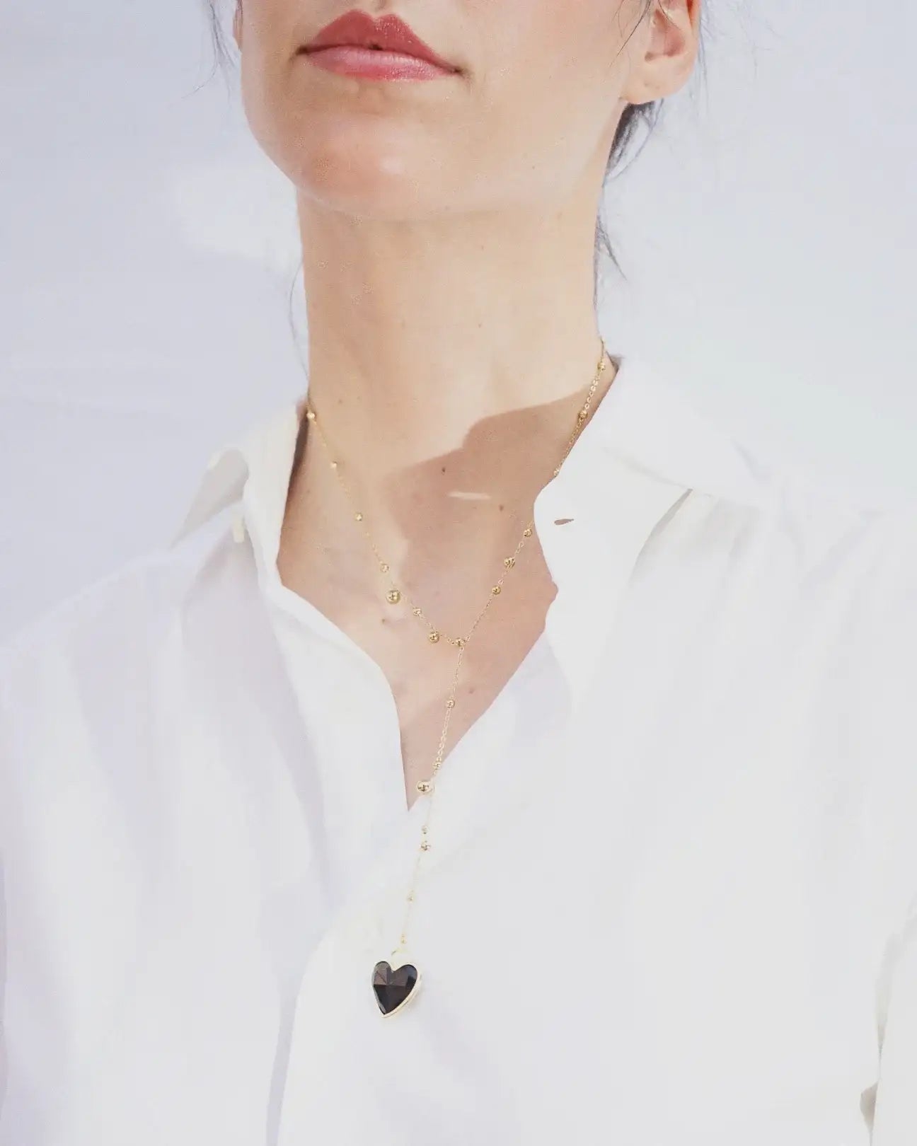 LUX QUARTZ NECKLACE