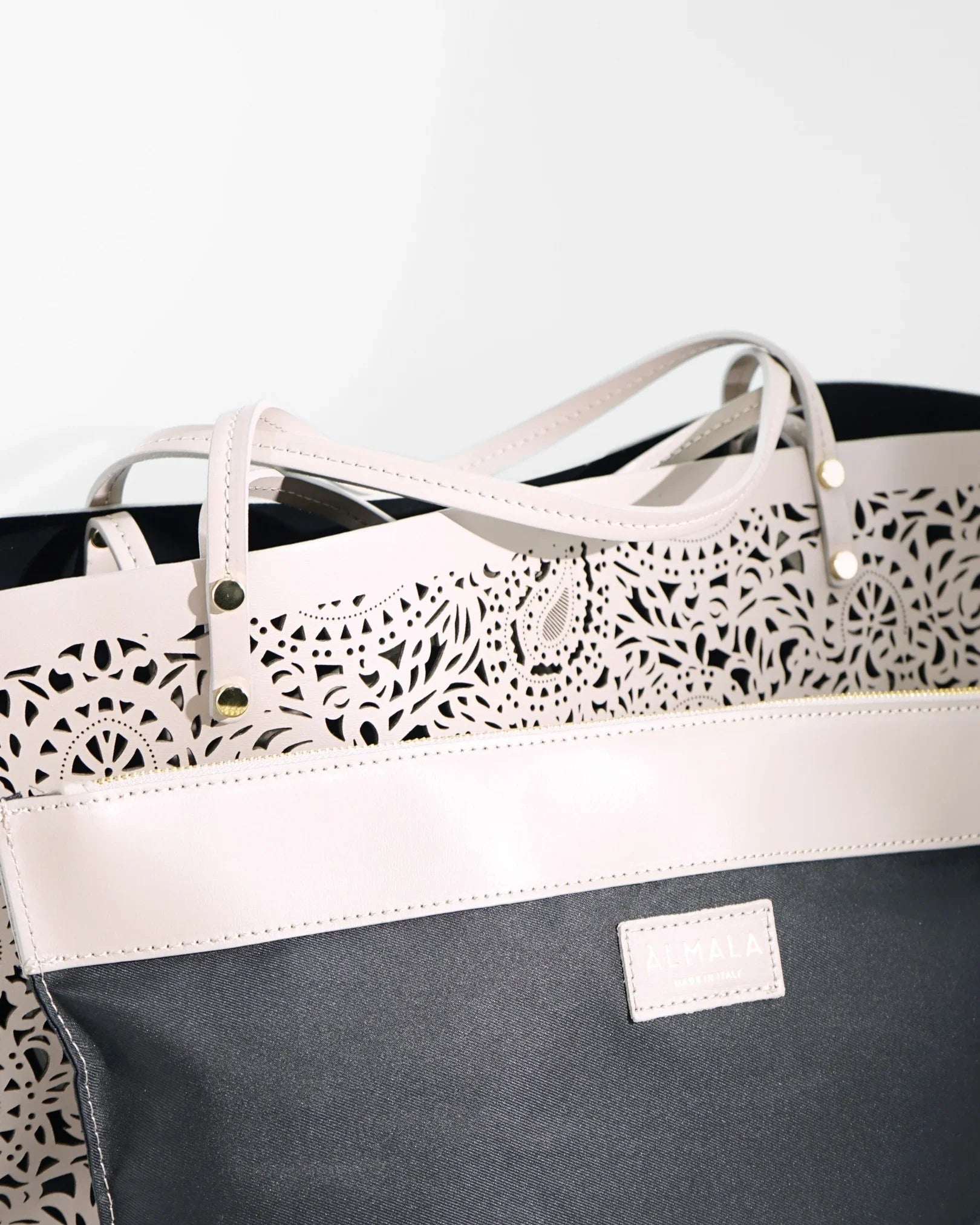 SHOPPING LIV LASERATA | CIPRIA