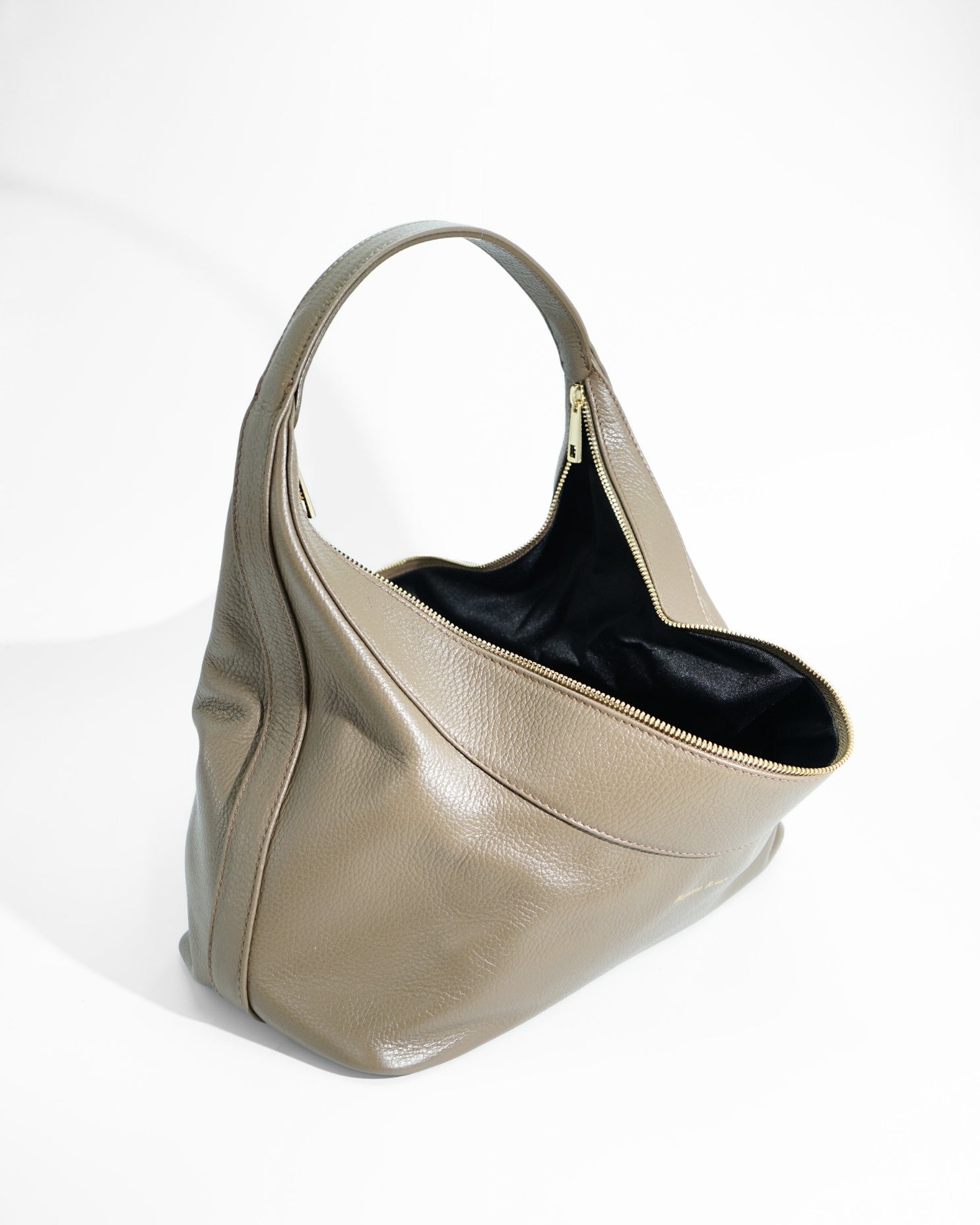 MONICA | TAUPE