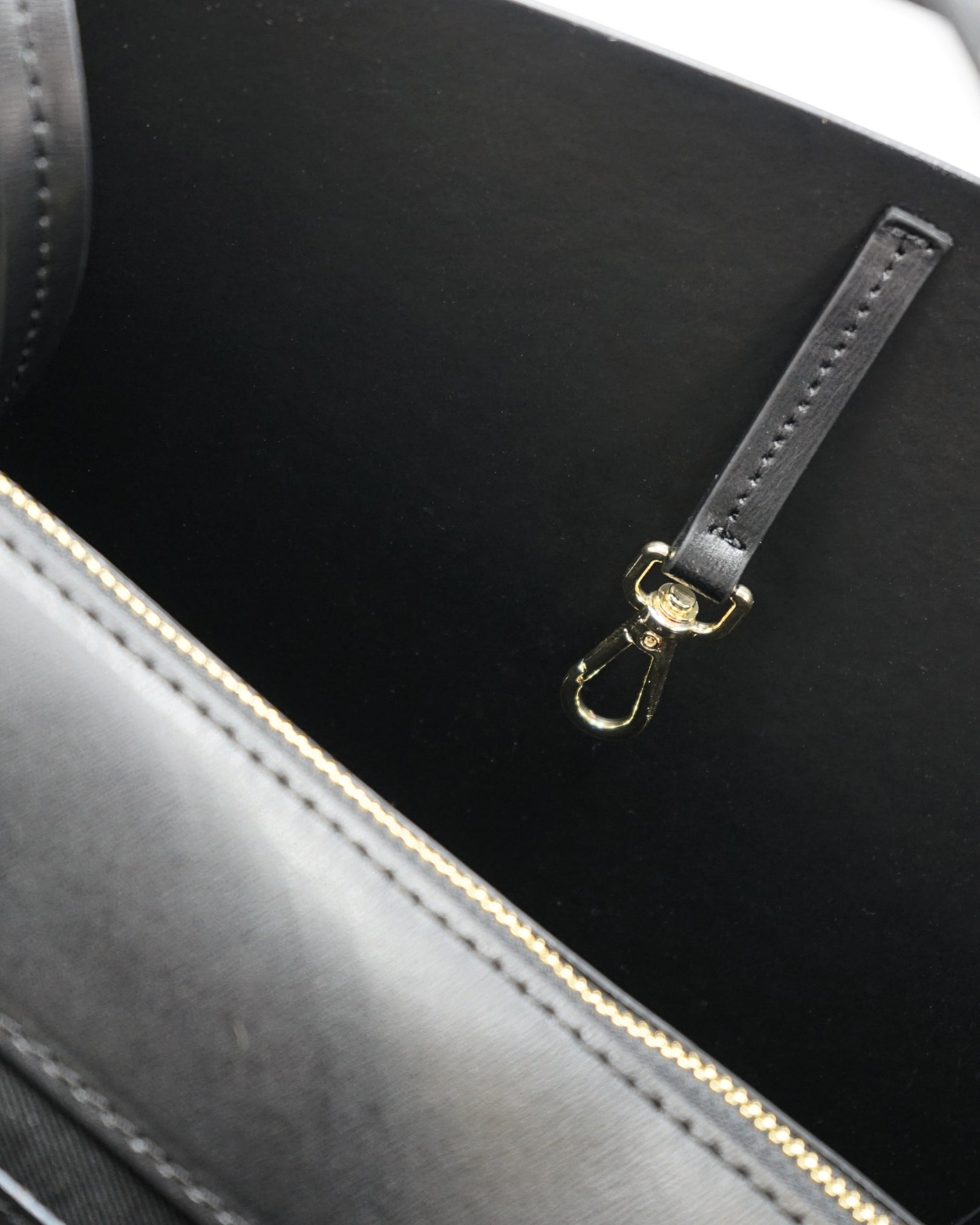CINDY | LEATHER