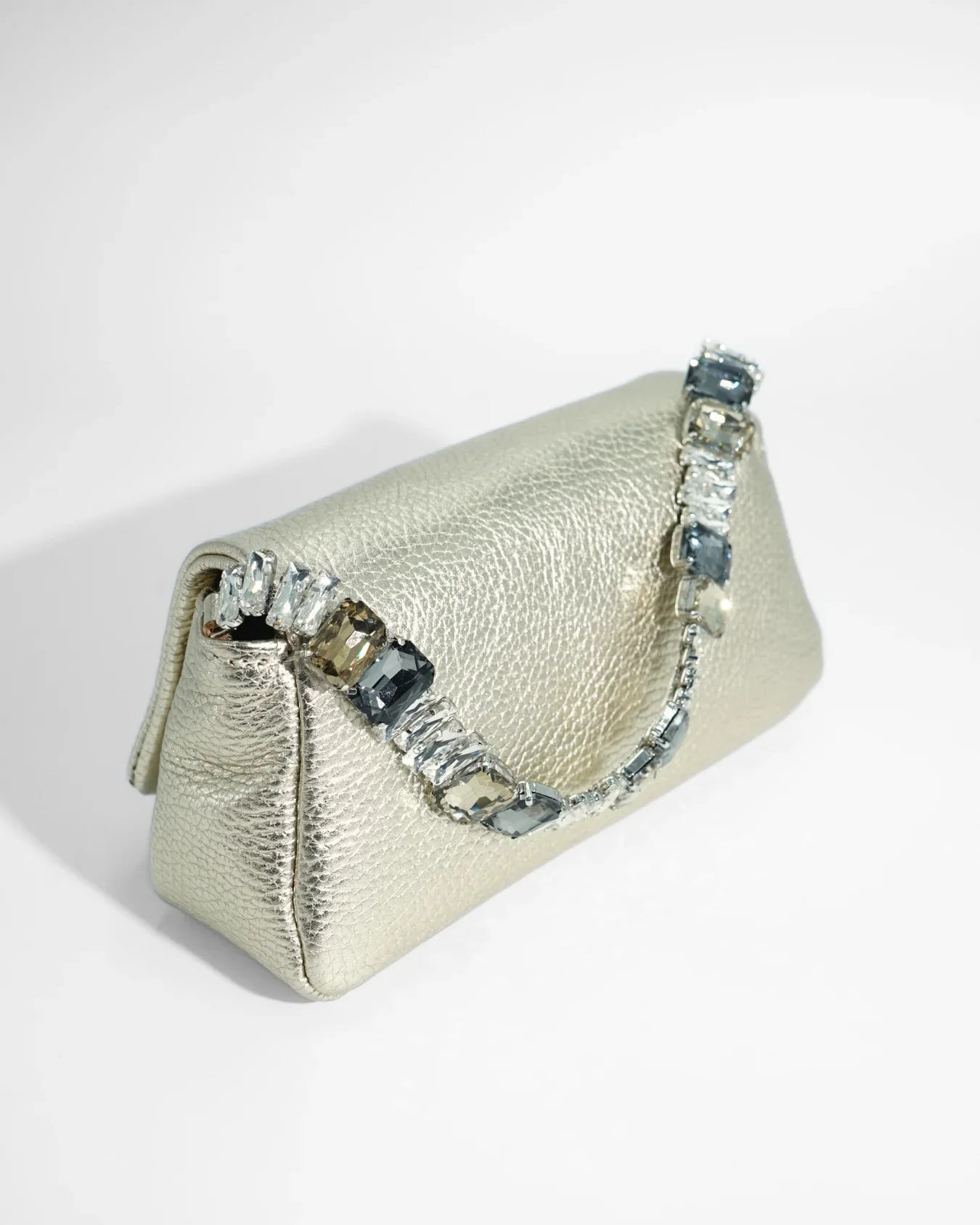 POCHETTE MIA LAMINATED | ORO