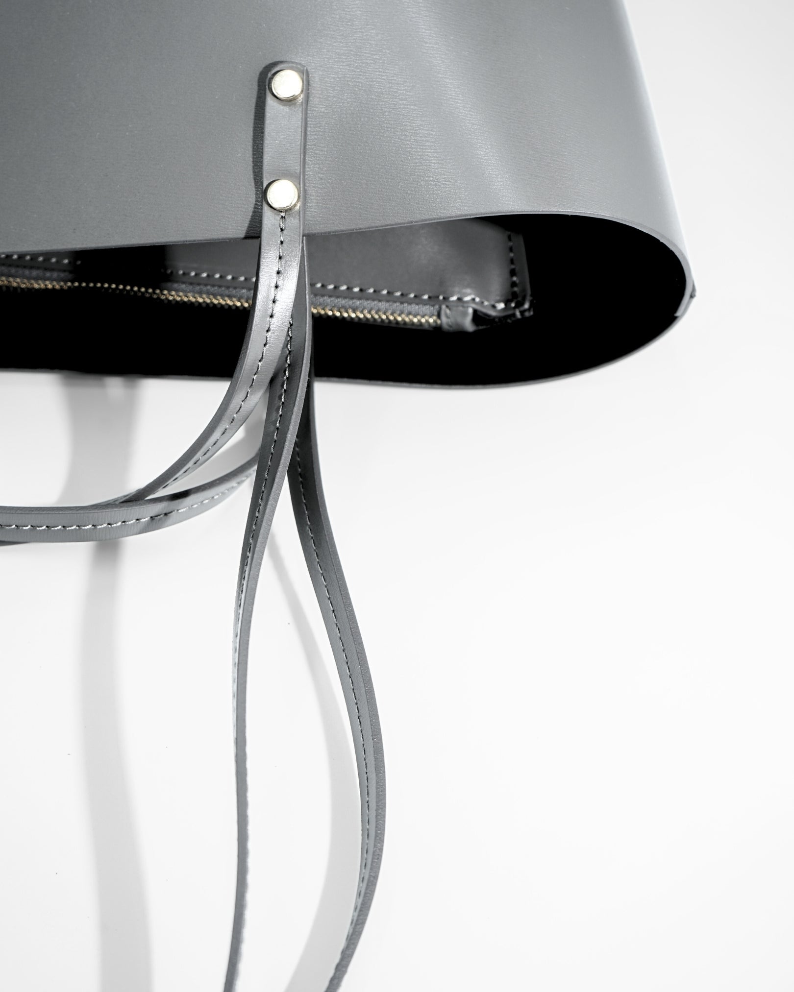 CINDY | LEATHER