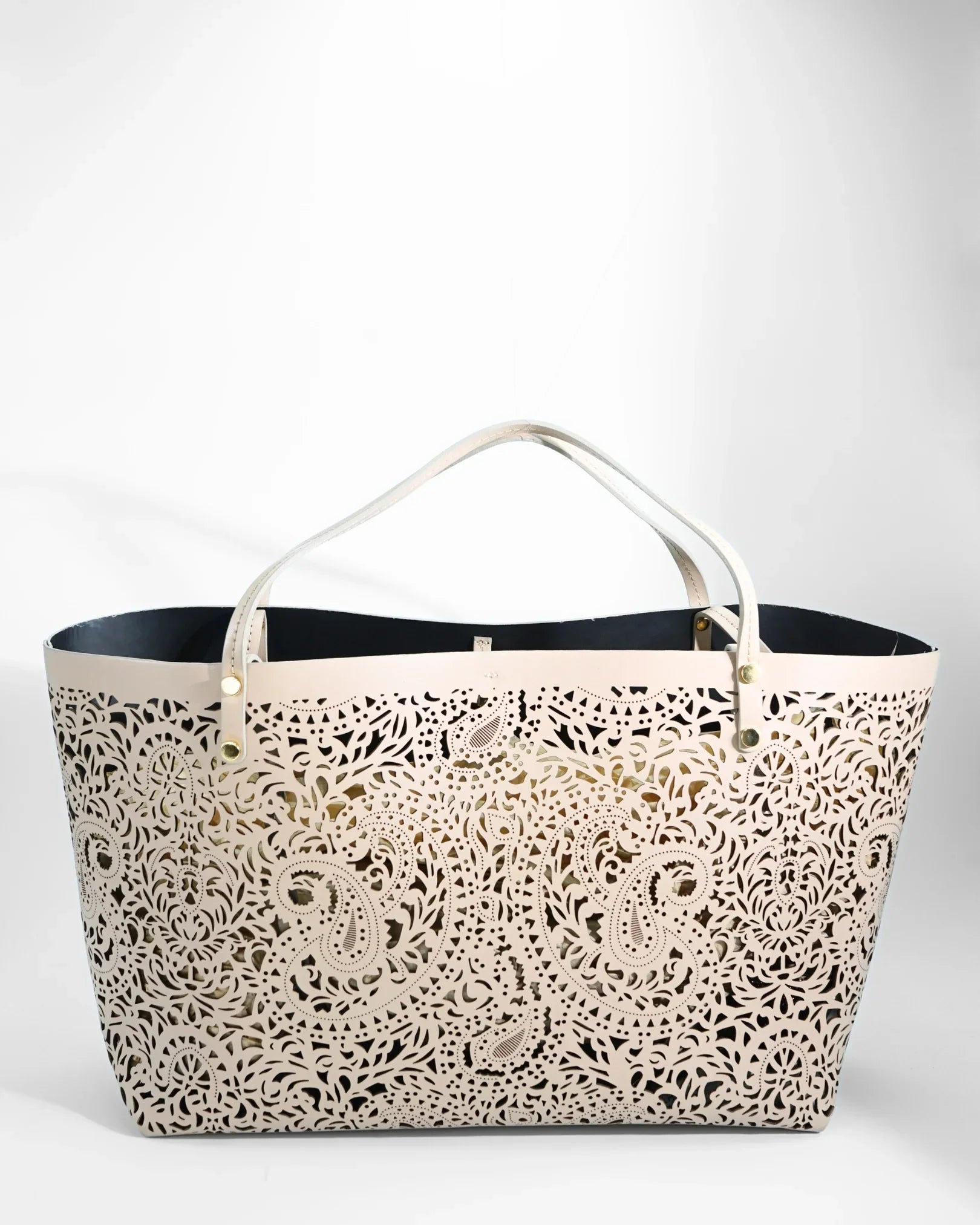 SHOPPING LIV LASERATA | CIPRIA