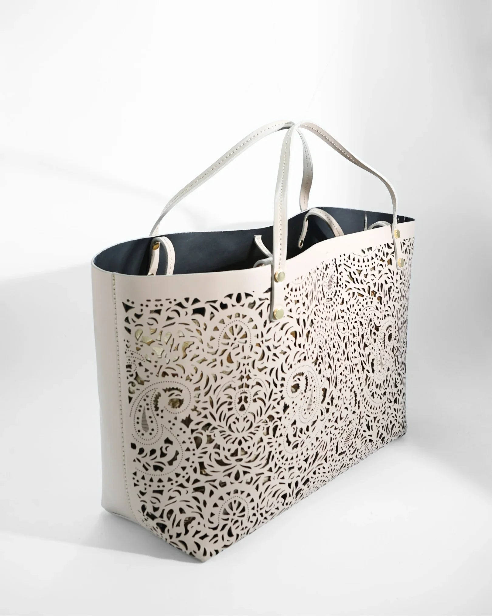 SHOPPING LIV LASERATA | CIPRIA
