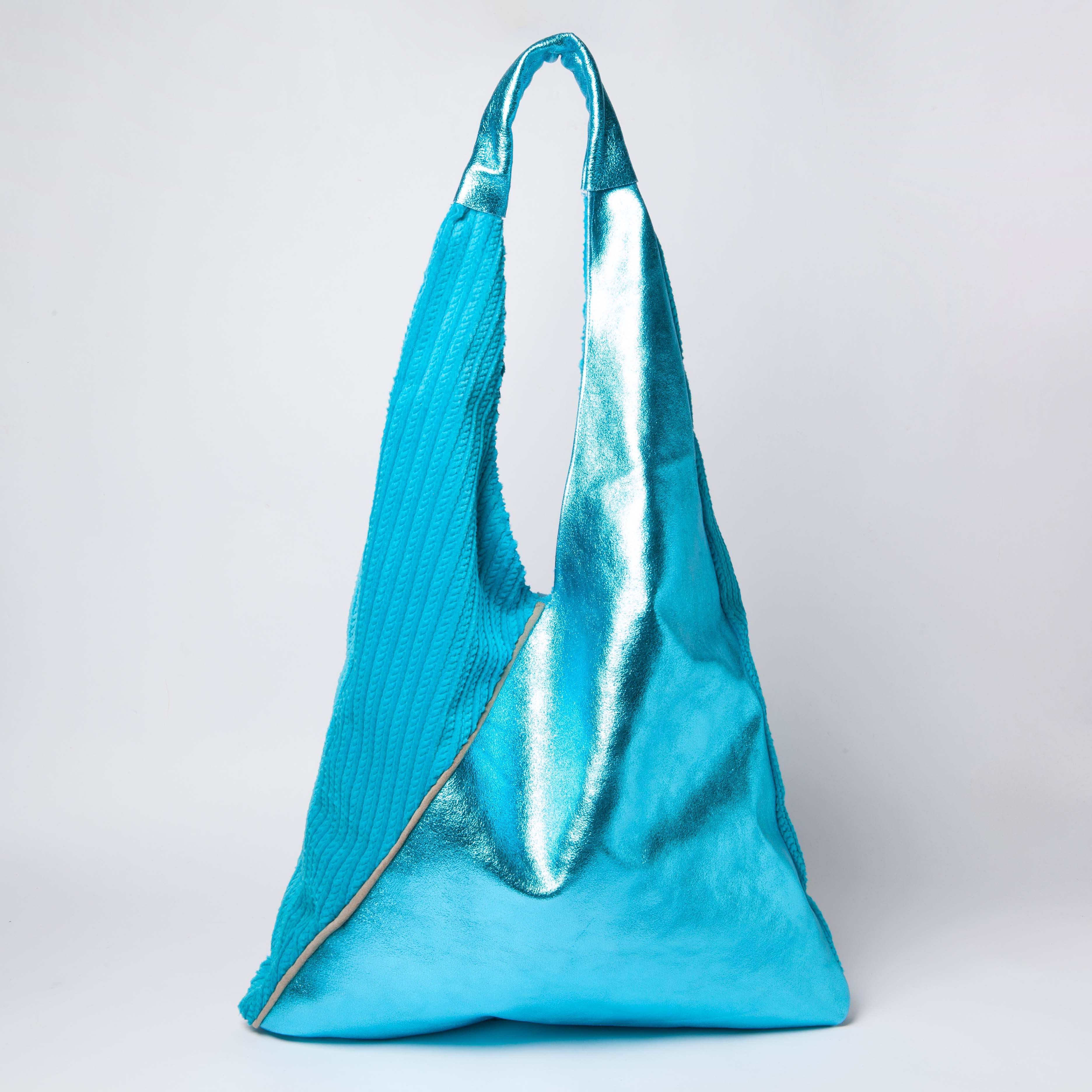 LES SACS CHENILLE