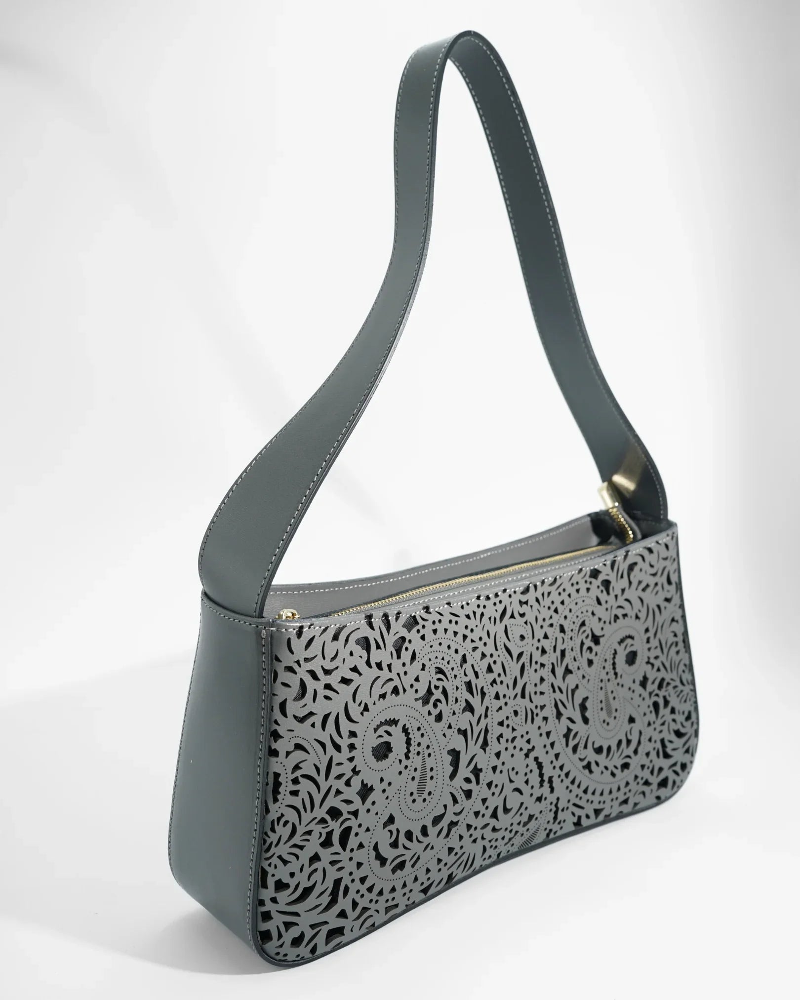 RUNA LASERATA | GRIGIO