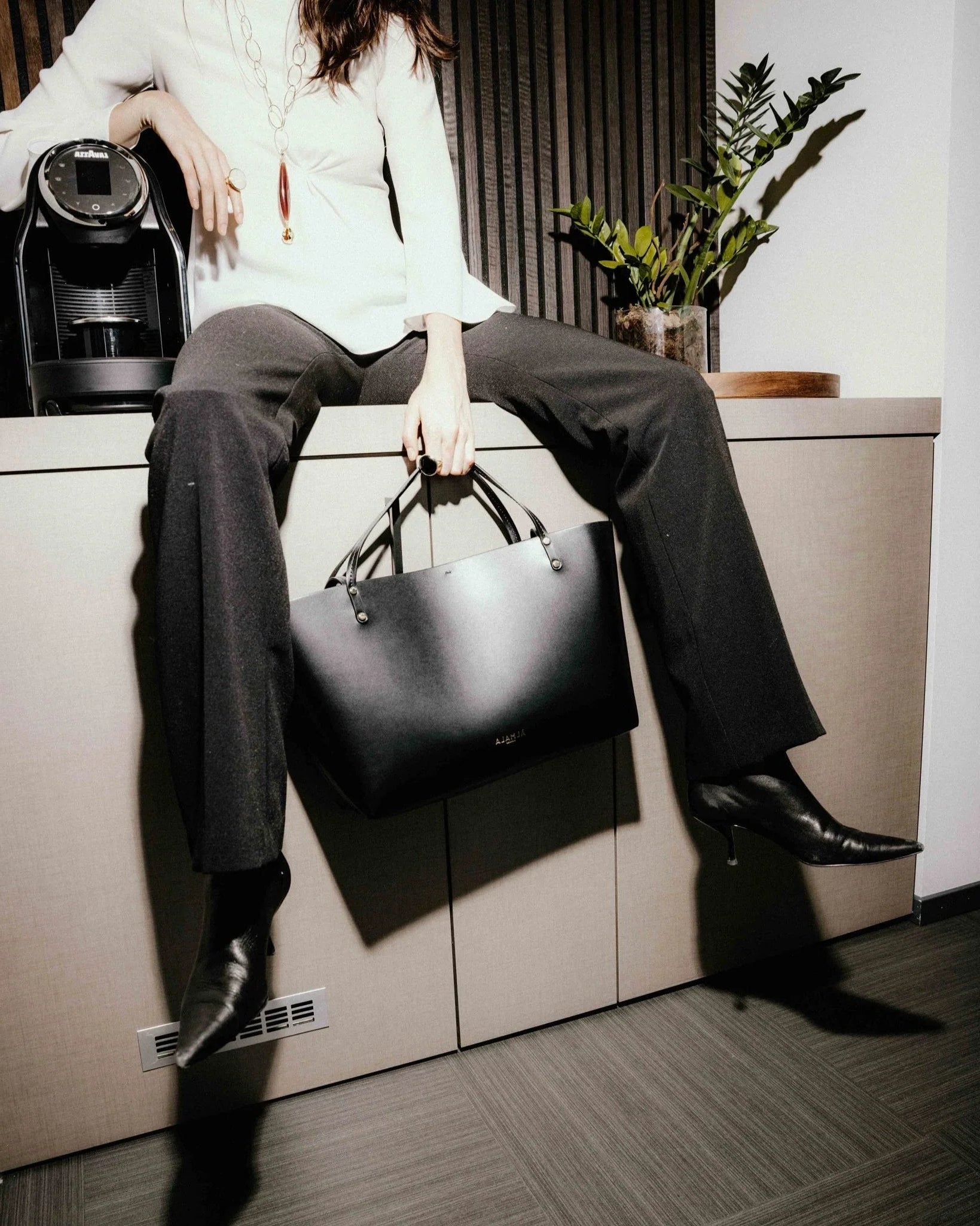 SHOPPING LIV | NERO