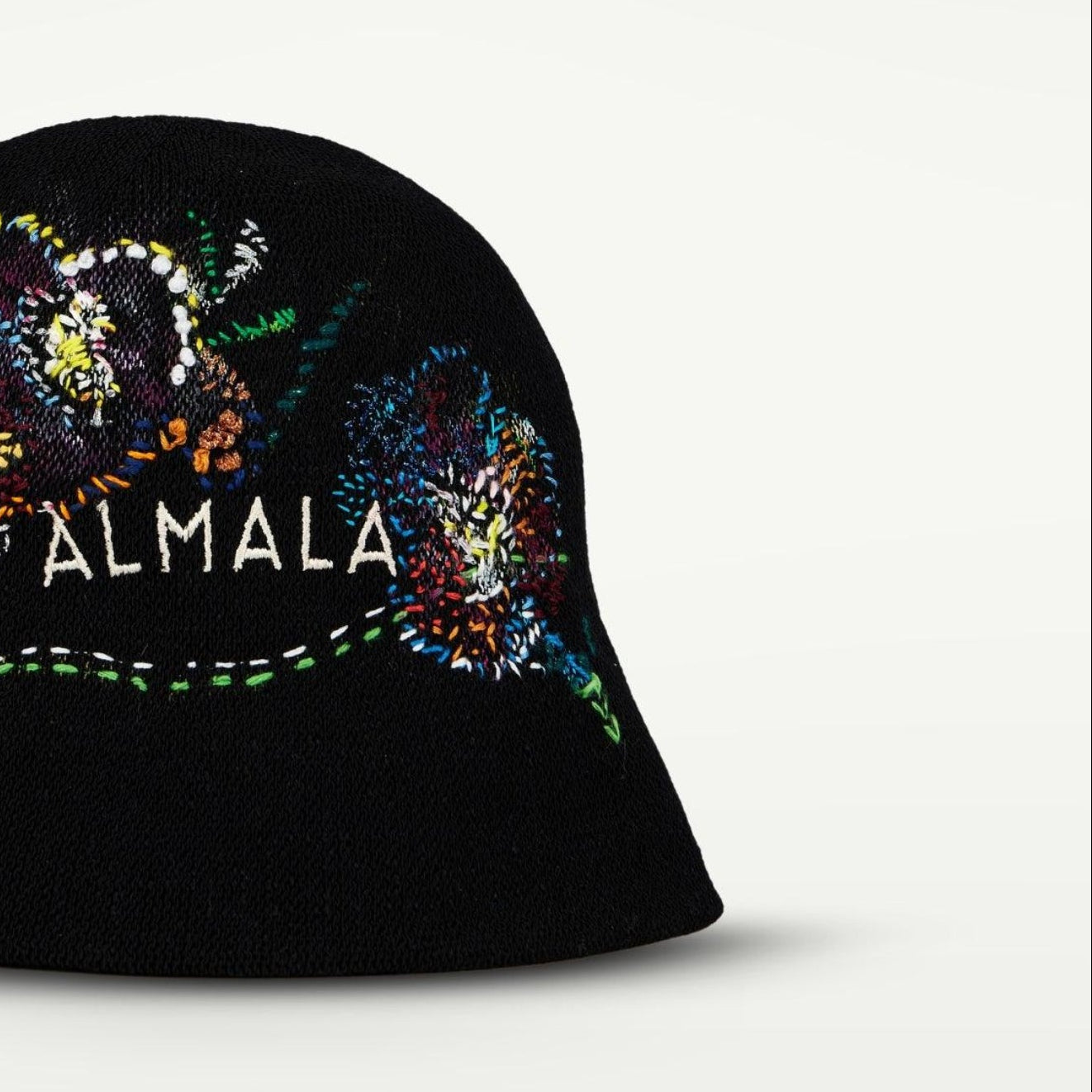 CAPPELLO RICAMO | NERO - Almala